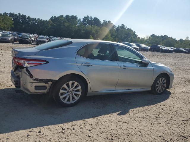 Photo 2 VIN: 4T1B11HK3JU677504 - TOYOTA CAMRY L 