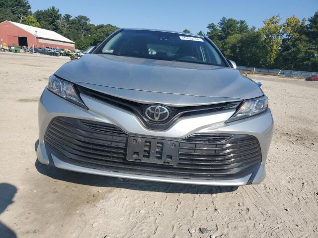 Photo 4 VIN: 4T1B11HK3JU677504 - TOYOTA CAMRY L 