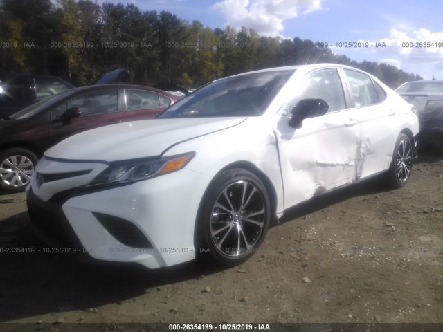 Photo 1 VIN: 4T1B11HK3KU164190 - TOYOTA CAMRY 