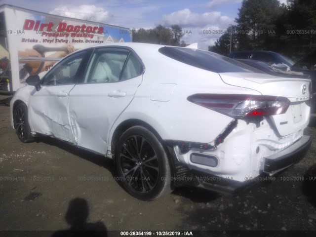 Photo 2 VIN: 4T1B11HK3KU164190 - TOYOTA CAMRY 