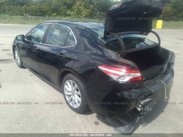 Photo 2 VIN: 4T1B11HK3KU186979 - TOYOTA CAMRY 