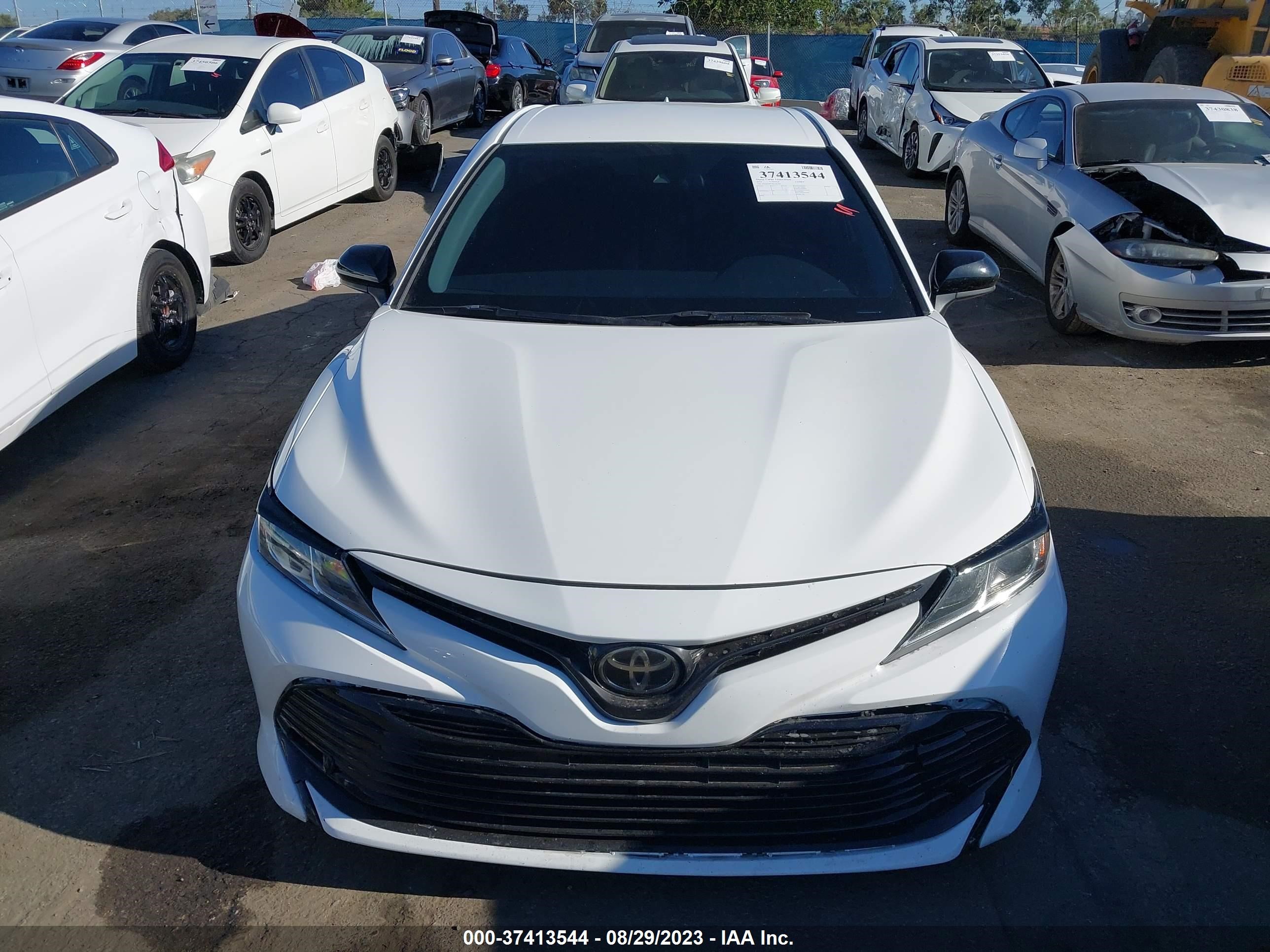 Photo 11 VIN: 4T1B11HK3KU203344 - TOYOTA CAMRY 