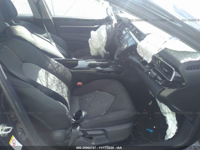 Photo 4 VIN: 4T1B11HK3KU237140 - TOYOTA CAMRY 