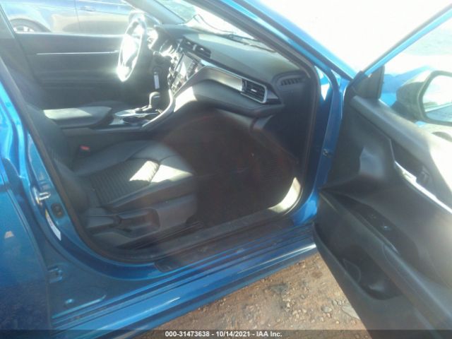 Photo 4 VIN: 4T1B11HK3KU242225 - TOYOTA CAMRY 