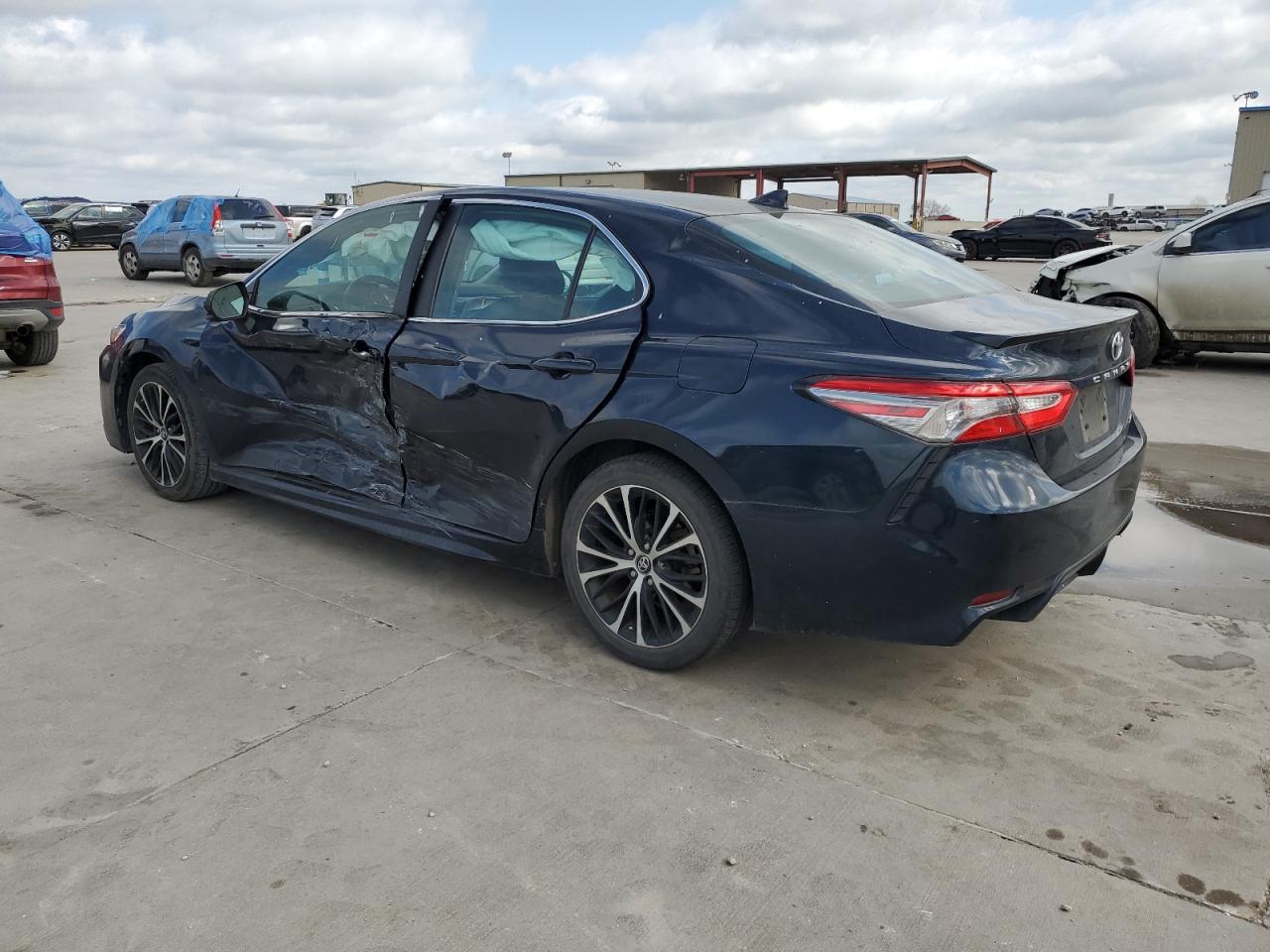 Photo 1 VIN: 4T1B11HK3KU256464 - TOYOTA CAMRY 