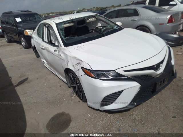 Photo 0 VIN: 4T1B11HK3KU682784 - TOYOTA CAMRY 