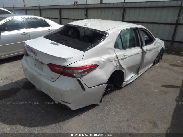 Photo 3 VIN: 4T1B11HK3KU682784 - TOYOTA CAMRY 