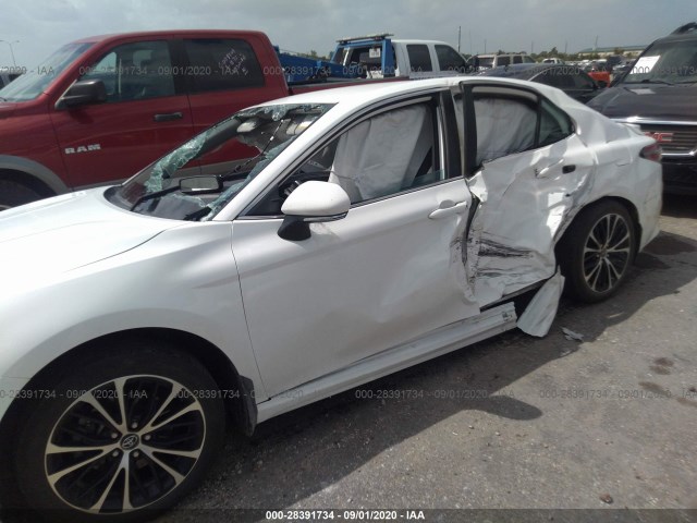 Photo 5 VIN: 4T1B11HK3KU682784 - TOYOTA CAMRY 