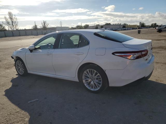 Photo 1 VIN: 4T1B11HK3KU701592 - TOYOTA CAMRY L 