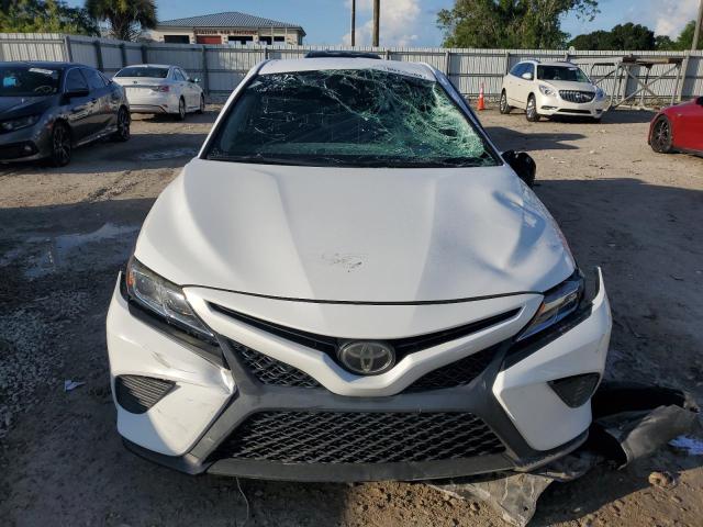 Photo 4 VIN: 4T1B11HK3KU711488 - TOYOTA CAMRY 