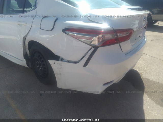 Photo 5 VIN: 4T1B11HK3KU726203 - TOYOTA CAMRY 