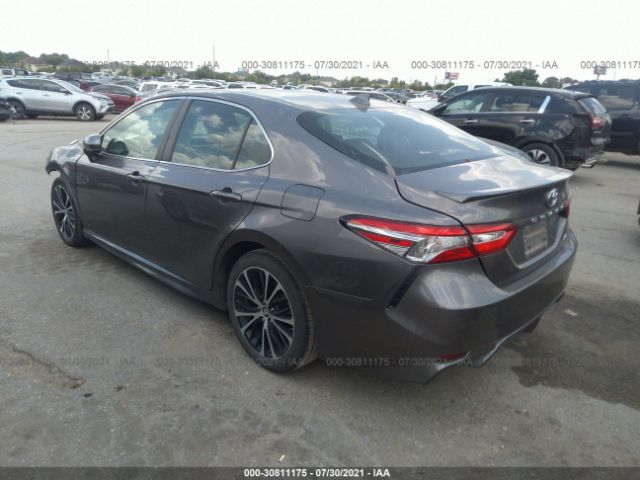 Photo 2 VIN: 4T1B11HK3KU748055 - TOYOTA CAMRY 