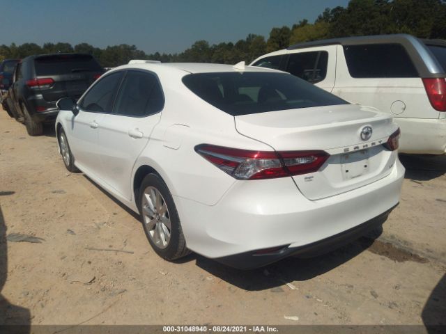 Photo 2 VIN: 4T1B11HK3KU751490 - TOYOTA CAMRY 