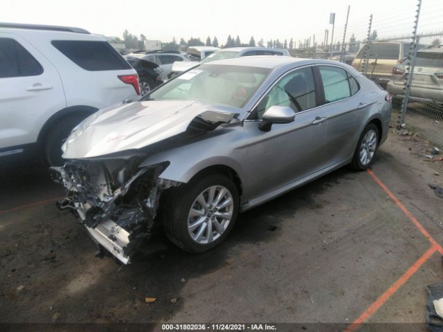 Photo 1 VIN: 4T1B11HK4JU011378 - TOYOTA CAMRY 