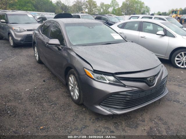 Photo 0 VIN: 4T1B11HK4JU013678 - TOYOTA CAMRY 