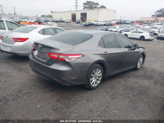 Photo 3 VIN: 4T1B11HK4JU013678 - TOYOTA CAMRY 