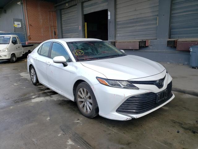 Photo 0 VIN: 4T1B11HK4JU025684 - TOYOTA CAMRY L 