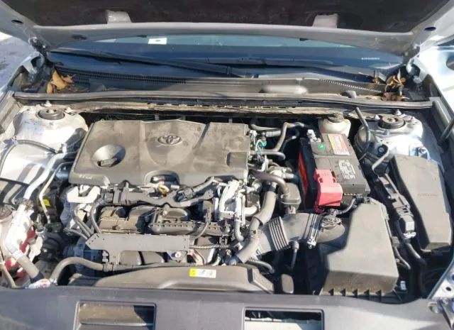 Photo 9 VIN: 4T1B11HK4JU031324 - TOYOTA CAMRY 