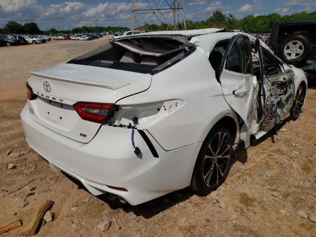 Photo 3 VIN: 4T1B11HK4JU032117 - TOYOTA CAMRY L 