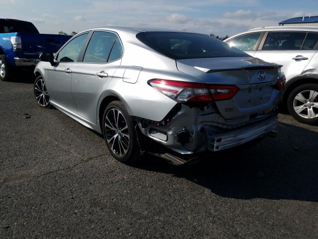 Photo 2 VIN: 4T1B11HK4JU032456 - TOYOTA CAMRY L 