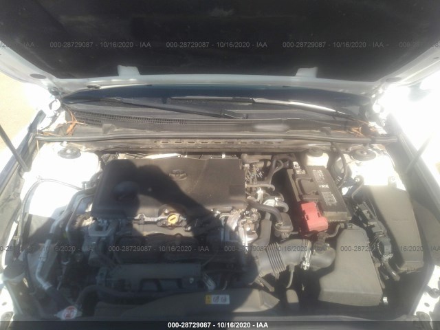 Photo 9 VIN: 4T1B11HK4JU042243 - TOYOTA CAMRY 