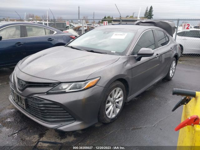 Photo 1 VIN: 4T1B11HK4JU058166 - TOYOTA CAMRY 