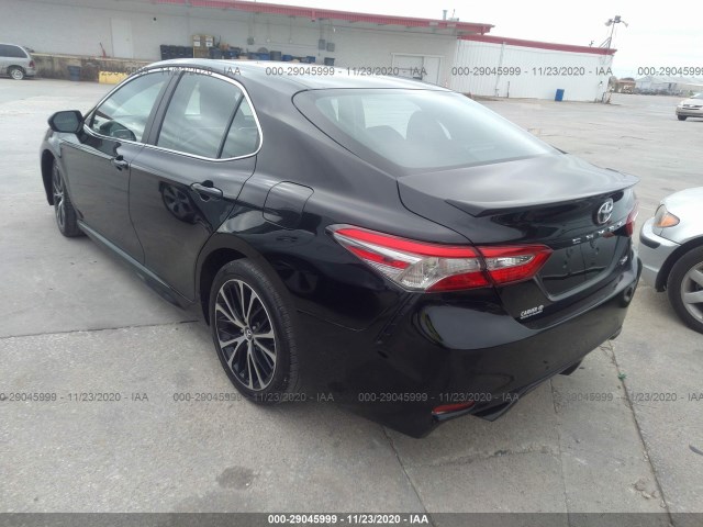 Photo 2 VIN: 4T1B11HK4JU059379 - TOYOTA CAMRY 