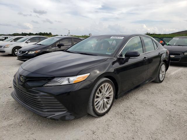 Photo 1 VIN: 4T1B11HK4JU073945 - TOYOTA CAMRY L 