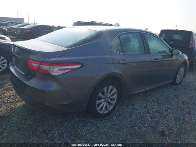 Photo 3 VIN: 4T1B11HK4JU077848 - TOYOTA CAMRY 