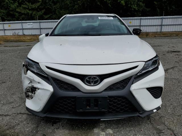 Photo 4 VIN: 4T1B11HK4JU077879 - TOYOTA CAMRY L 