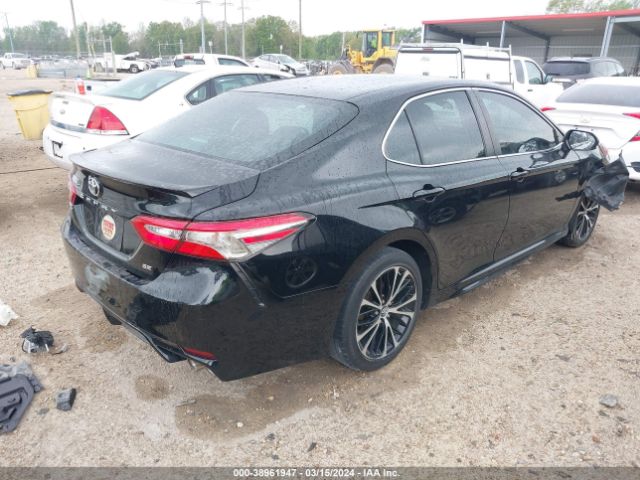 Photo 3 VIN: 4T1B11HK4JU108547 - TOYOTA CAMRY 