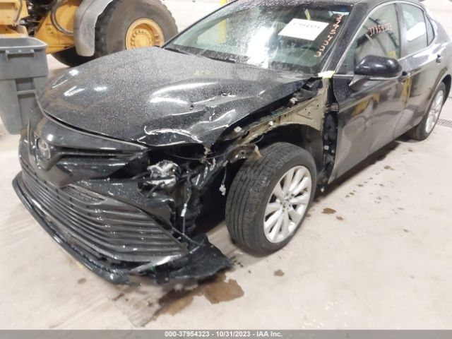 Photo 5 VIN: 4T1B11HK4JU116342 - TOYOTA CAMRY 