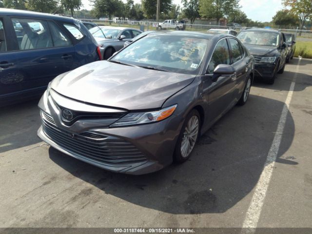 Photo 1 VIN: 4T1B11HK4JU122593 - TOYOTA CAMRY 