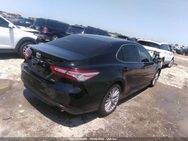 Photo 3 VIN: 4T1B11HK4JU134579 - TOYOTA CAMRY 