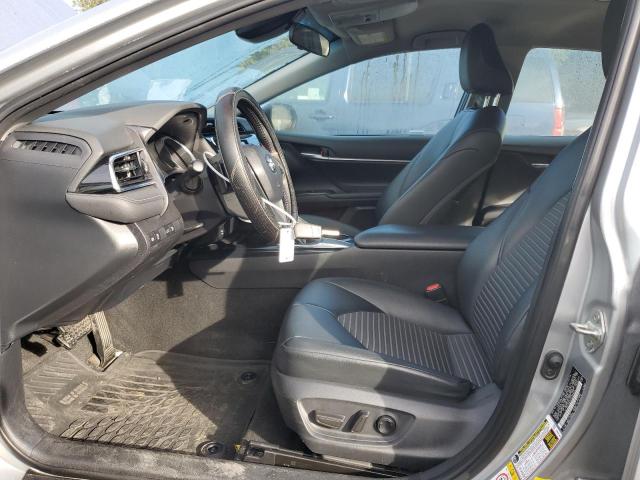 Photo 6 VIN: 4T1B11HK4JU140429 - TOYOTA CAMRY L 