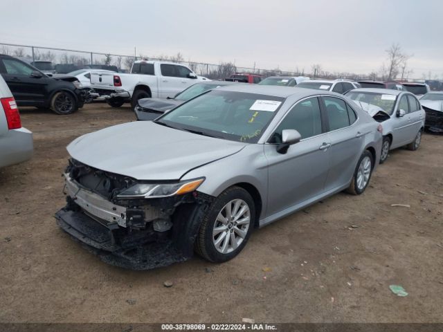 Photo 1 VIN: 4T1B11HK4JU140897 - TOYOTA CAMRY 