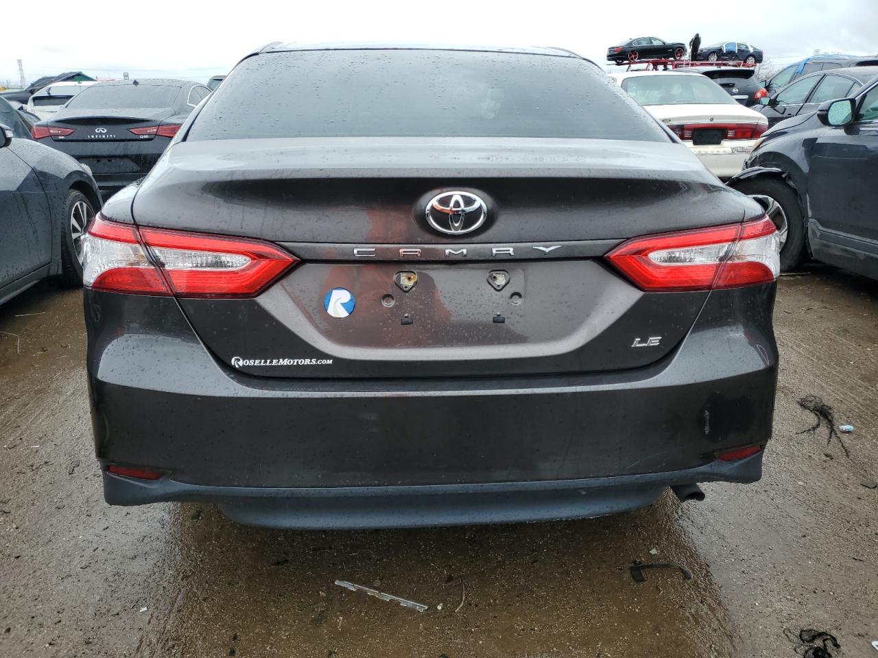 Photo 5 VIN: 4T1B11HK4JU141550 - TOYOTA CAMRY L 