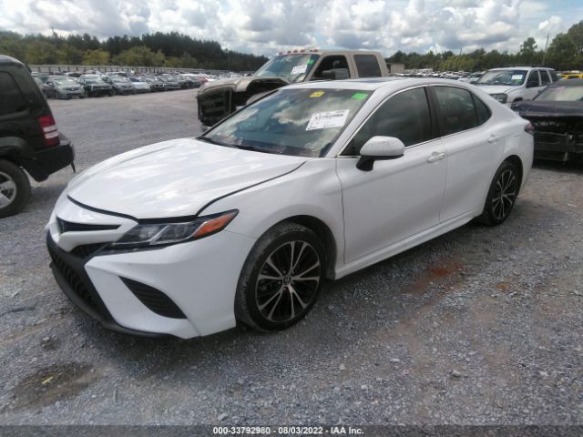 Photo 1 VIN: 4T1B11HK4JU148045 - TOYOTA CAMRY 