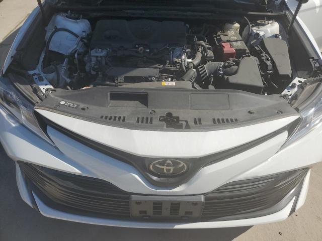 Photo 10 VIN: 4T1B11HK4JU150068 - TOYOTA CAMRY 