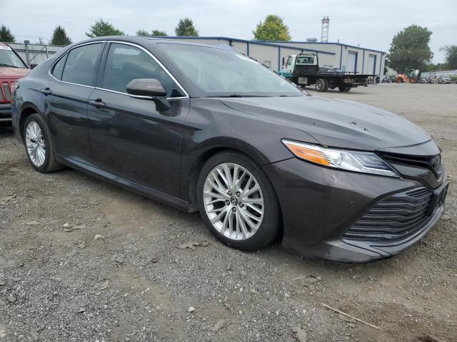 Photo 3 VIN: 4T1B11HK4JU504946 - TOYOTA CAMRY L 