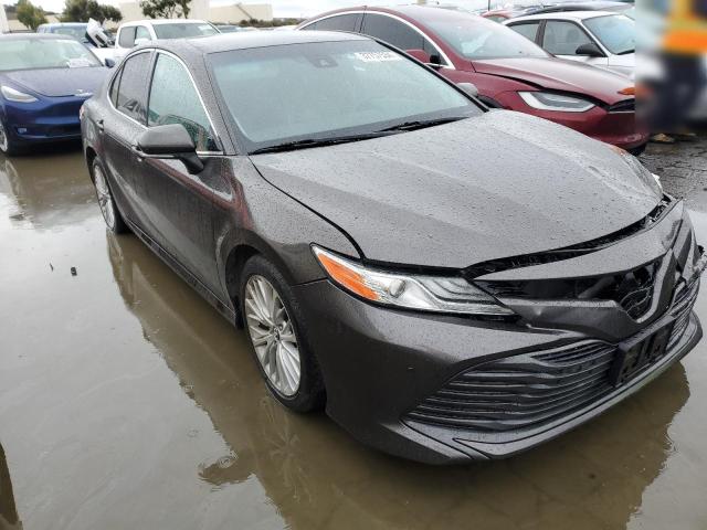 Photo 3 VIN: 4T1B11HK4JU509354 - TOYOTA CAMRY 