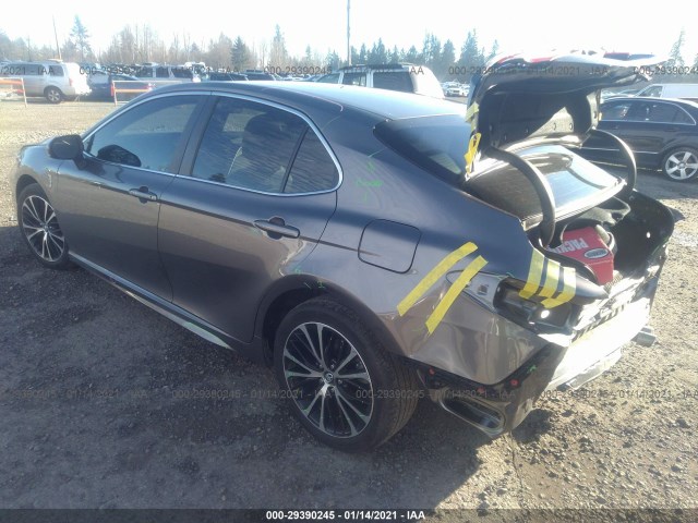 Photo 2 VIN: 4T1B11HK4JU527479 - TOYOTA CAMRY 