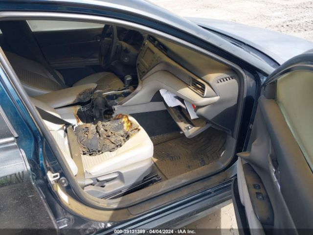 Photo 4 VIN: 4T1B11HK4JU532567 - TOYOTA CAMRY 