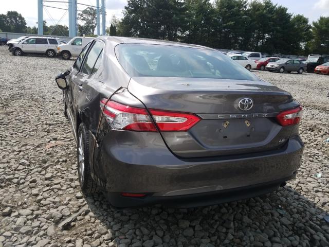 Photo 2 VIN: 4T1B11HK4JU532665 - TOYOTA CAMRY L 