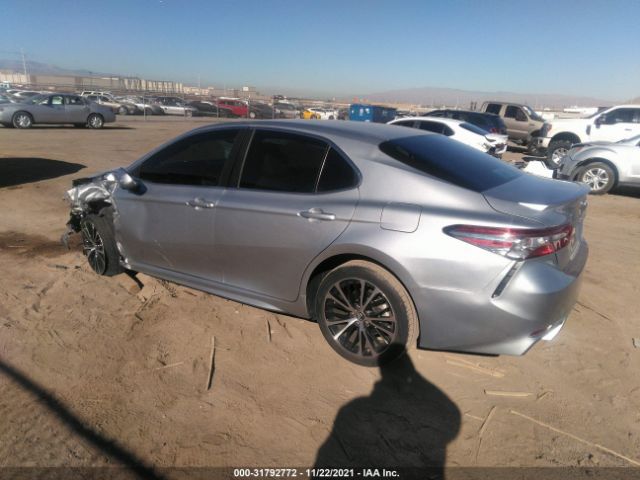 Photo 2 VIN: 4T1B11HK4JU535887 - TOYOTA CAMRY 