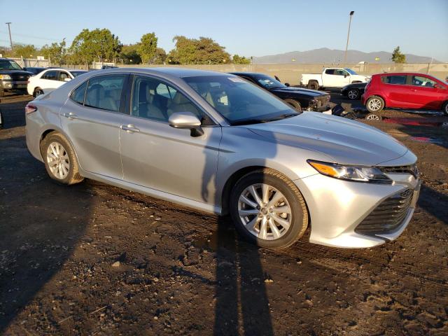 Photo 3 VIN: 4T1B11HK4JU538224 - TOYOTA CAMRY L 