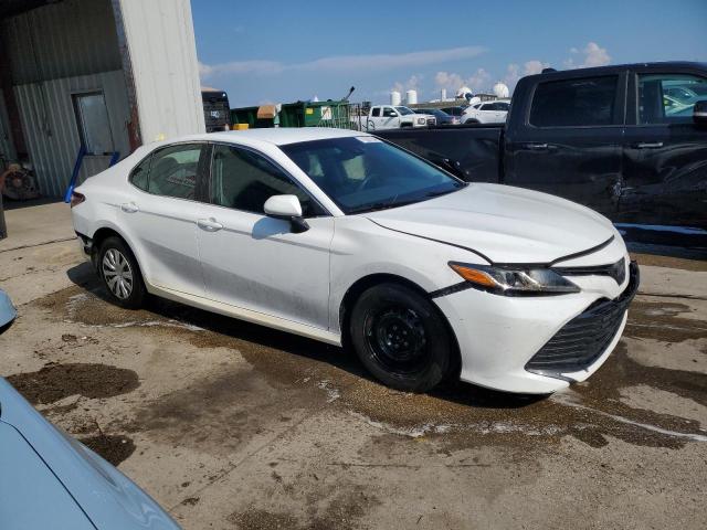 Photo 3 VIN: 4T1B11HK4JU538868 - TOYOTA CAMRY L 