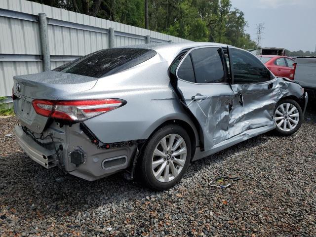 Photo 2 VIN: 4T1B11HK4JU541611 - TOYOTA CAMRY L 