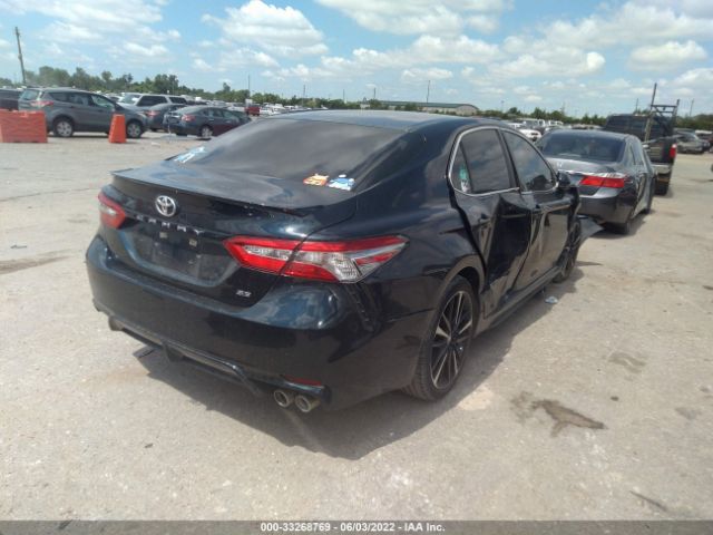 Photo 3 VIN: 4T1B11HK4JU544282 - TOYOTA CAMRY 