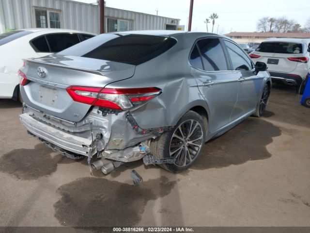 Photo 3 VIN: 4T1B11HK4JU559154 - TOYOTA CAMRY 